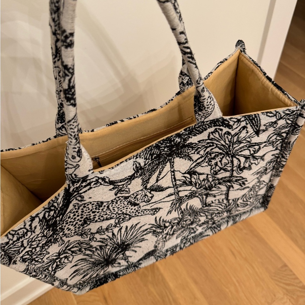Black & White Dior Lookalike Style Tote Bag - Picture 3 of 7
